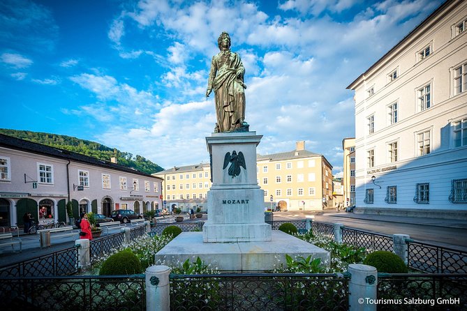 2-Hour Private Salzburg City Highlights Tour - Passing Leopoldskron, Frohnburg Palace, and Hellbrunn Palace by car