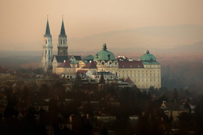 3 Castles & Wine Private Tour in Wachau Valley (incl. Melk Abbey) - The Wachau Valley, without the “where are we?” feeling