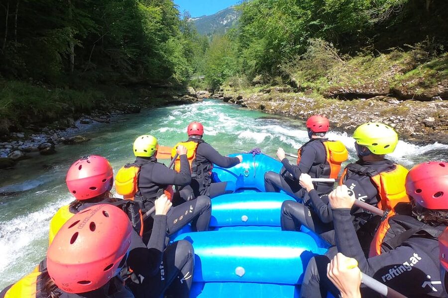 Adventurous rafting tour on the Salza - pure whitewater action! - Photos, showers, and the kind of end-of-day you’ll appreciate