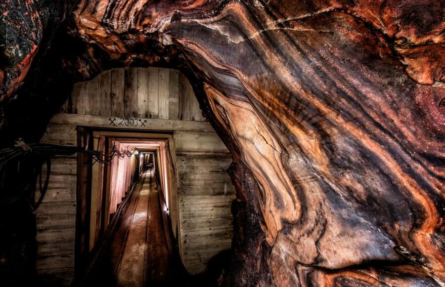 All-Inclusive Tour Salzwelten Altaussee: Shuttle & Salt Mine - Getting There: Hallstatt Pickup and the 1-Hour Shuttle