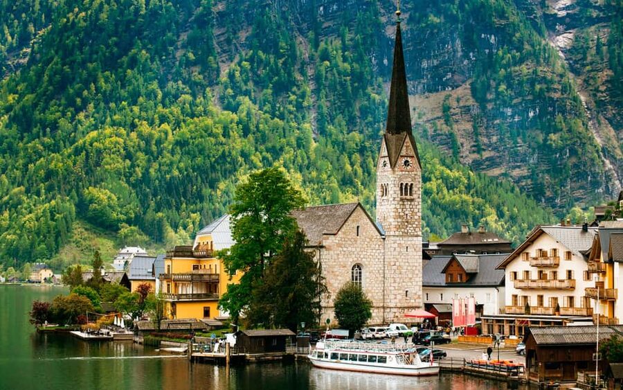 Alpine Beauty & Fairytale Towns: Hallstatt & Salzburg Tour - Key Highlights Worth Planning For