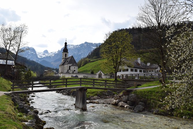 Alpine Majesty: Eagle's Nest, Salt Mine Salzburg & Berchtesgaden - Kehlsteinhaus and Eagle’s Nest: panoramic payoff with extra steps and fees