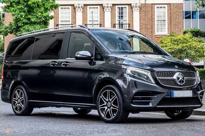 Arrival Private Transfer from Vienna Airport VIE to Vienna City by Luxury Van - How long it takes, and what changes that 30-minute estimate