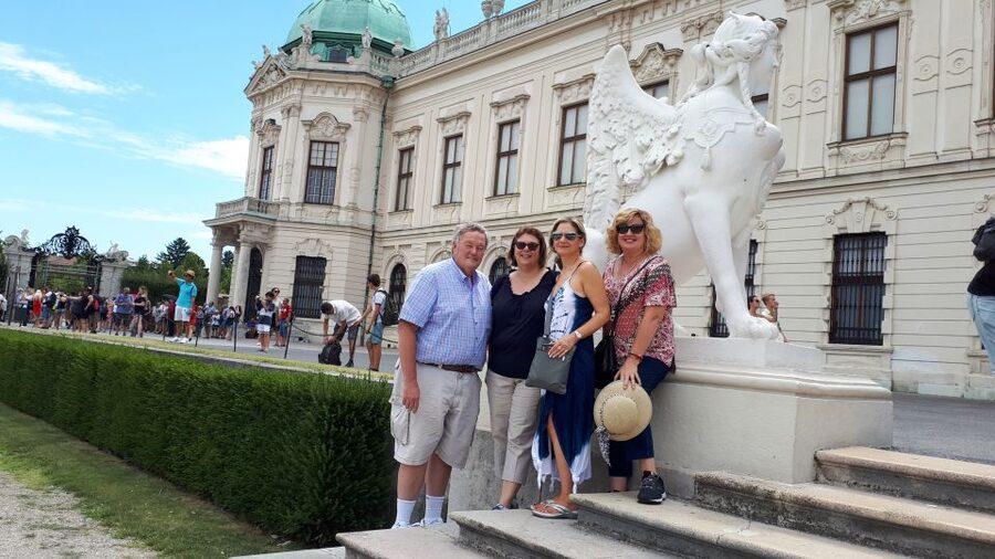 Belvedere Palace & Museum Tour - Where you meet, and how not to waste your first 10 minutes