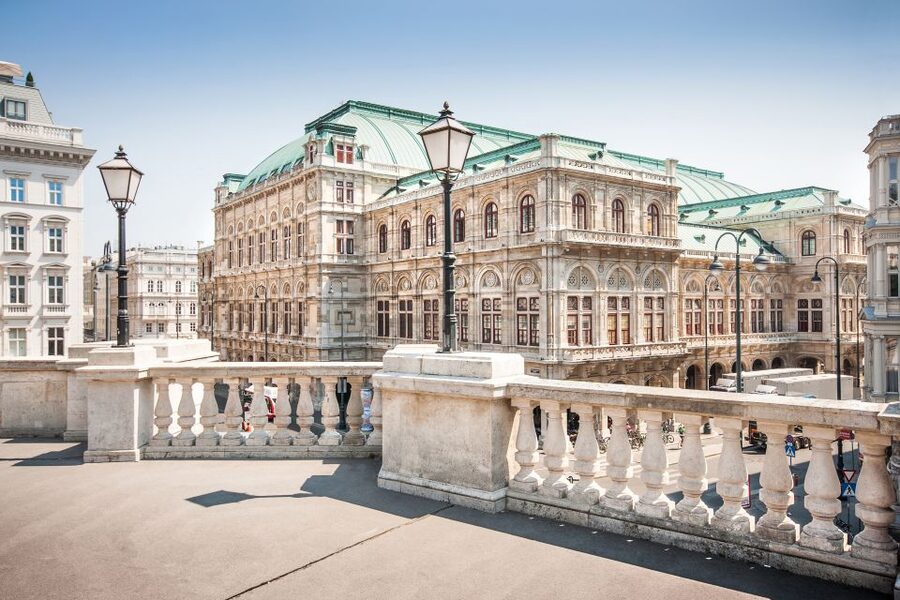 Best of Vienna 1-Day Tour by Car with Schonbrunn Tickets - Schonbrunn Palace, how the skip-the-line actually helps
