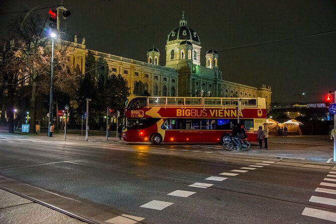 Big Bus Panoramic Live-Guided Evening Tour - Key highlights to decide fast