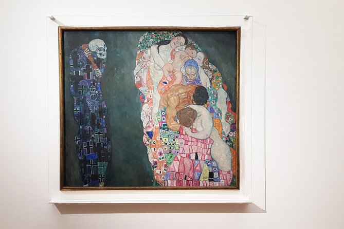 Big Tour of Gustav Klimt’s Art in Vienna: Belvedere, Secession & Leopold Museum with Skip-the-Line Tickets - MuseumsQuartier Wien: a one-minute reset you will appreciate