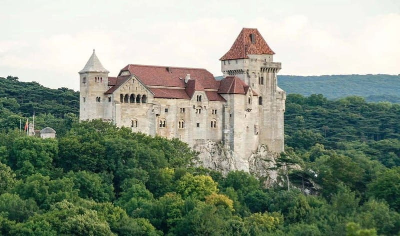 Bratislava: DayTrip: Castles around Vienna +underground lake - Franzensburg Castle and Laxenburg Gardens: Imperial Calm Plus Winter Lights