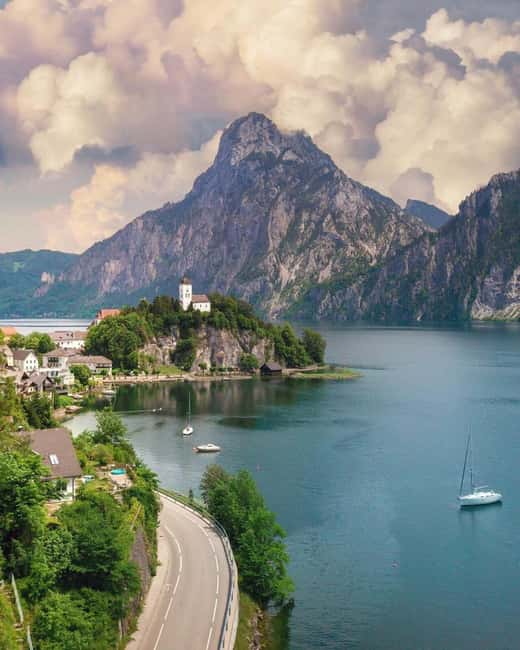 Bratislava/Vienna: Hallstatt, Salzburg, & Alpine Music Tour - Salzburg Old Town guided tour, Mozart spots and the fortress view