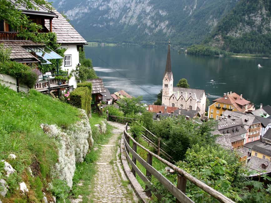 Bratislava/Vienna: Hallstatt, Salzburg, & Alpine Music Tour - What you’ll feel on this trip, and who it’s best for