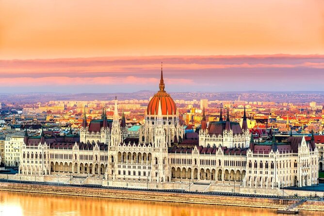 Budapest Day Trip from Vienna - Getting there from Vienna: early start, pickup timing, and what the coach does for you
