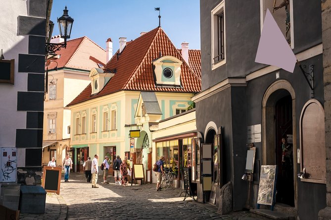 Cesky Krumlov Small-Group Day Trip from Vienna - Český Krumlov as a destination, and why the drive matters