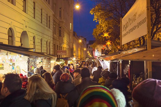 Christmas Market Vienna Tour - Stop 4: Maria Theresia Denkmal and the Classic Vienna Finish