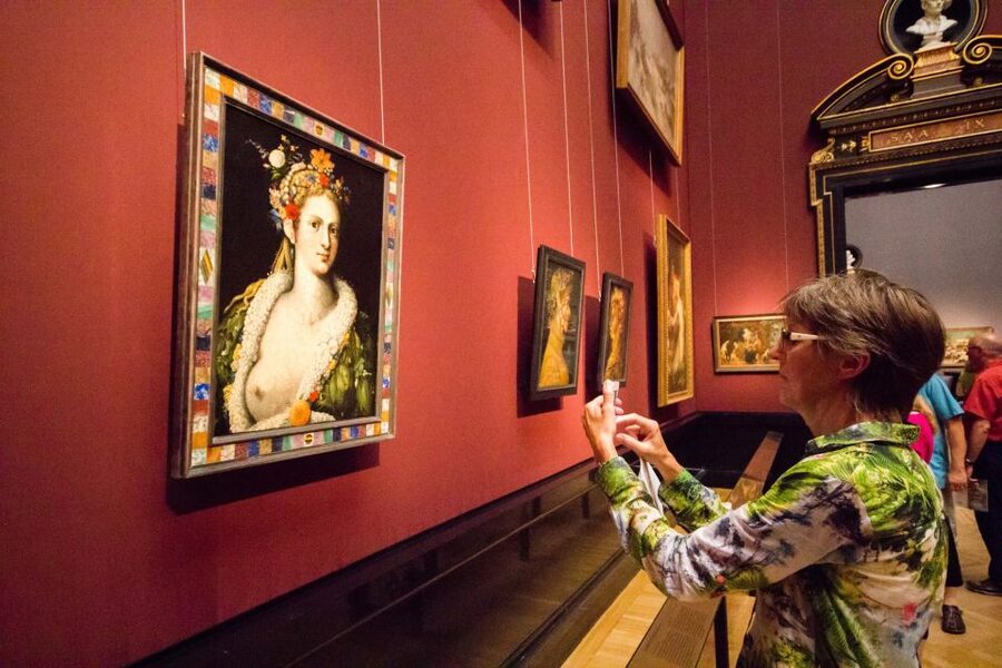Combo Ticket: Kunsthistorisches Museum & Imperial Treasury - What to bring, and how to avoid common friction
