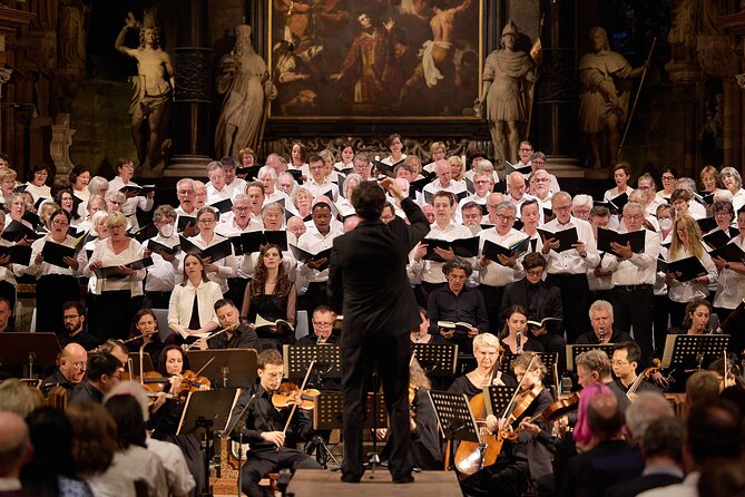 Concert at Vienna's St. Stephen's Cathedral - What the cathedral experience feels like in winter