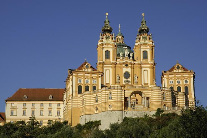 Danube Valley Private Tour with Melk Abbey Skip-the-Line Access from Vienna - Why the private vehicle matters on a day trip like this