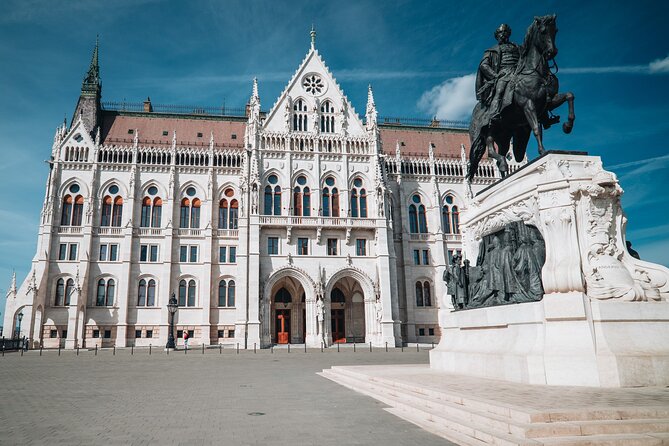 Day Trip to Budapest and Bratislava From Vienna - Vienna Pickup and the Road Time: Comfort vs Reality
