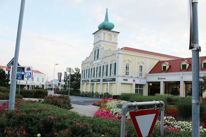 Designer Outlet Parndorf Return Shuttle Bus from Vienna - Picking Your Departure Time, Then Living With It
