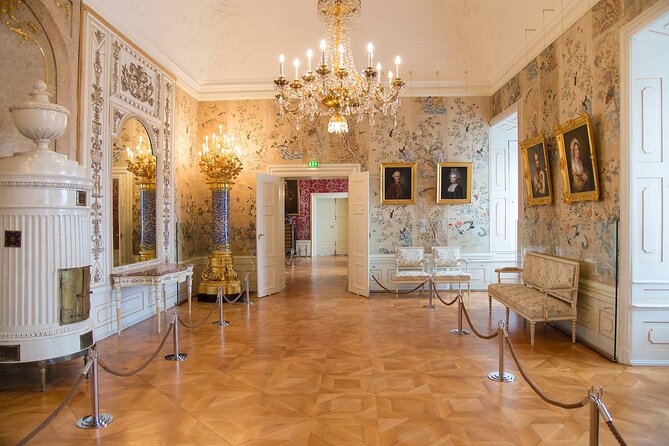 Esterhazy Palace Guided Tour - Esterházy Palace in an Hour: The real value of this tour