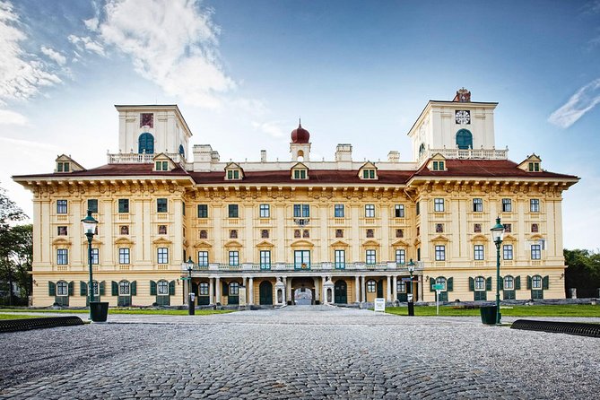 Esterhazy Palace Guided Tour - The guide matters: lively, approachable, and story-first