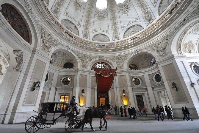 Exclusive Vienna Old Town Highlights Walking Tour (max. 6 persons) - A 2.5-hour Old Town plan for busy schedules