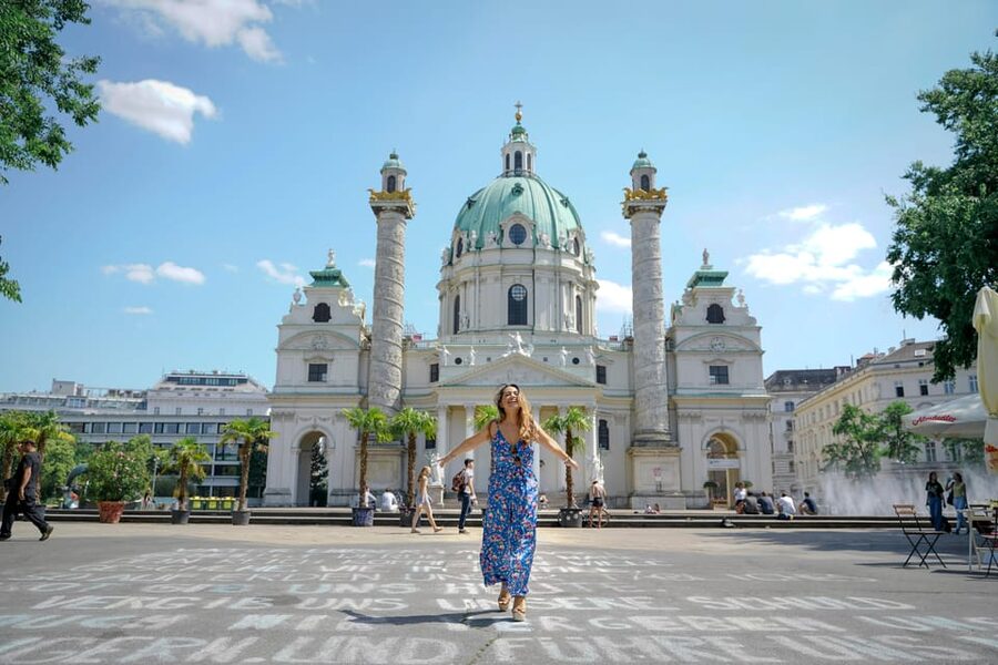 Exclusive Vienna Photography Session and City tour - The 90-minute route: Karlskirche to St Stephen’s, with flexible detours