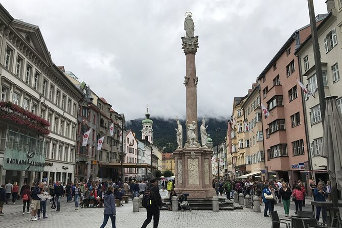Explore Innsbruck in 60 minutes with a Local - Court Church and Maximilian I: the cenotaph you do not forget
