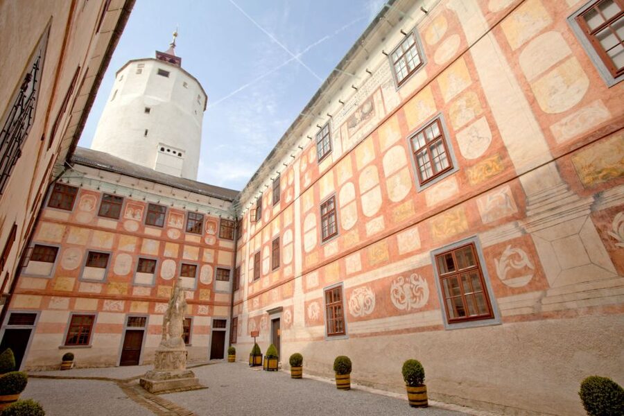 Forchtenstein Castle Admission Ticket & Optional Guided Tour - Gallery of Ancestors: Vlad the Impaler as family mythology