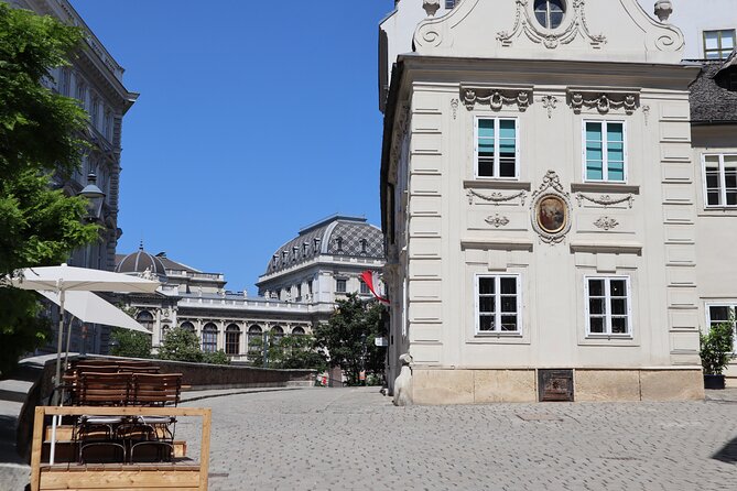 Freud - Inside the mind of a Genius - Who This Freud Walking Tour Suits Best