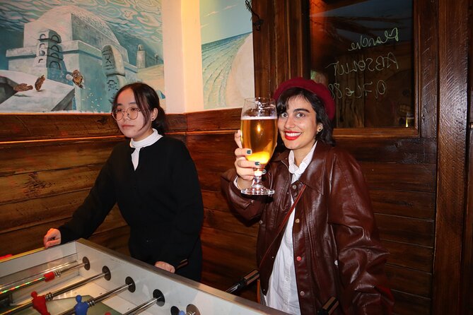 Friday Night Pub Crawl for Professionals in Vienna, Austria - Stop 3: Funky Monkey Bar, DJ Nights and Tiki Drinks to Get You Moving
