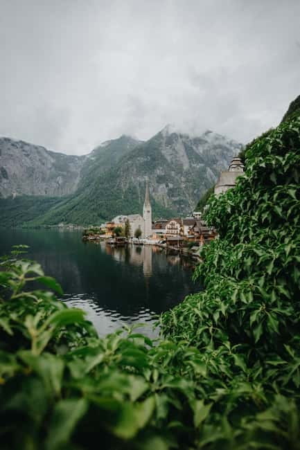 From Bratislava: Hallstatt & Salzburg Day Tour - Hallstatt: how the guided walk turns a photo stop into real time