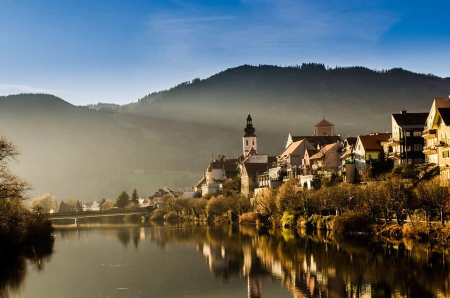 From Bratislava: Hallstatt & Salzburg Day Tour - The little extras that make it feel smoother