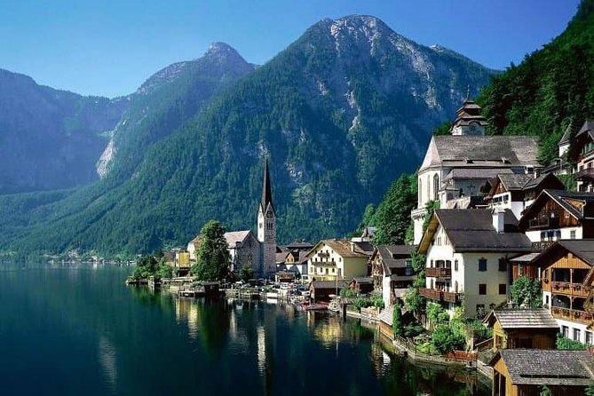 From Prague: Private Hallstatt Alps Day Trip with Lakeside Picnic - The private ride that makes the long Prague to Hallstatt day feel easier