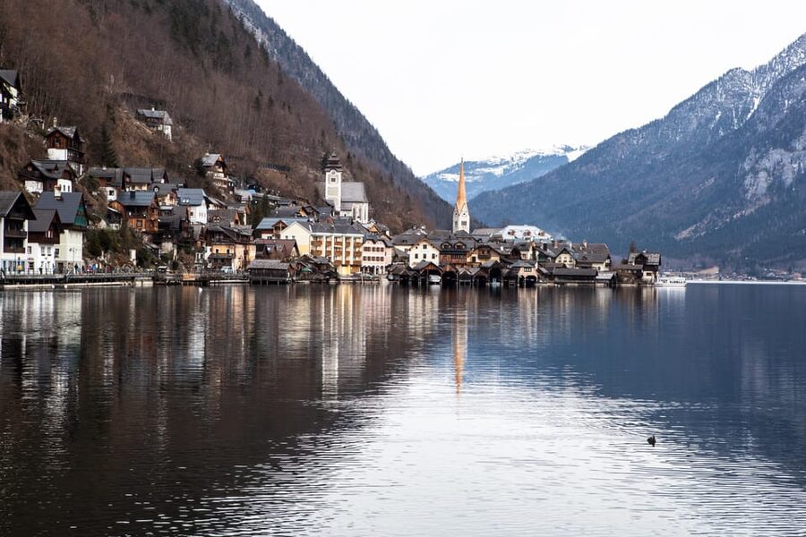 From Salzburg: Hallstatt, St.Gilgen & St. Wolfgang Day Trip - Weather, seasons, and what changes in winter