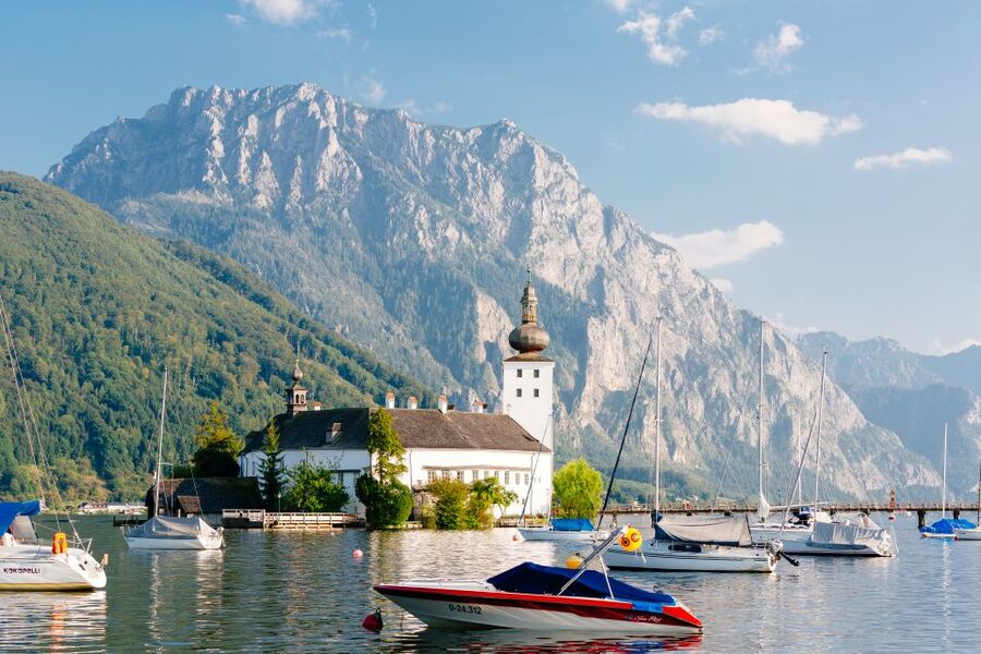 From Vienna: Full Day Trip to Hallstatt and Salzkammergut - Key highlights that matter in real life