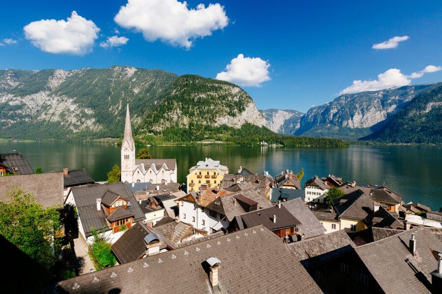 From Vienna: Full Day Trip to Hallstatt and Salzkammergut - Coach comforts, breaks, and the stuff you should plan for