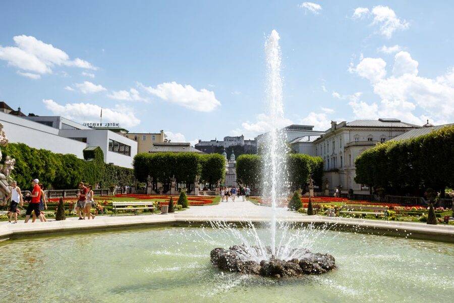 From Vienna: Guided Day Trip to Salzburg - Salzburg free time: how to use your 115 minutes well