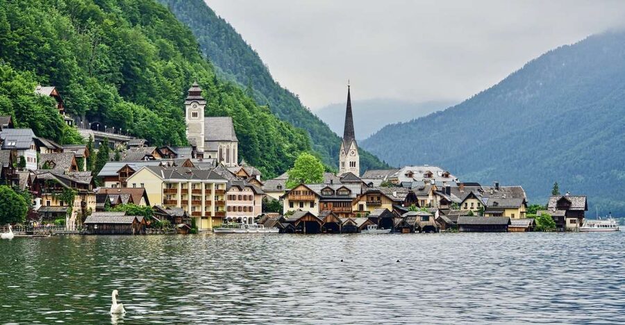 From Vienna: Hallstatt Day Trip with Hotel Pickup - Key things that make this Hallstatt trip work