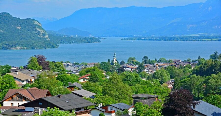 From Vienna: Melk, Salzburg, and Hallstatt Private Tour - Pacing That Lets You Customize: Skip, Slow Down, and Chase Better Light