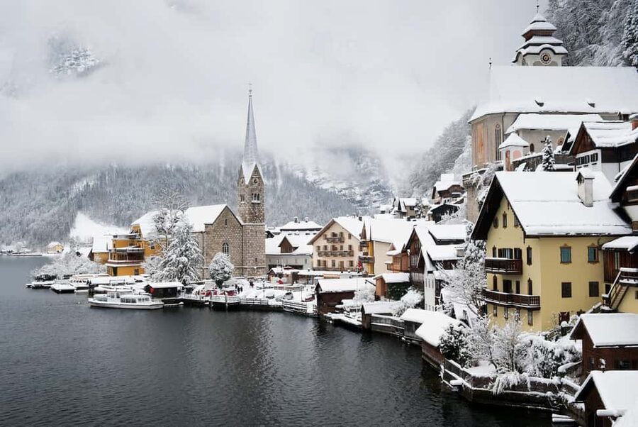 From Vienna: Mountains, Hallsttat & Salzburg Guided Day Tour - Should you book this Vienna, Hallstatt & Salzburg day tour?