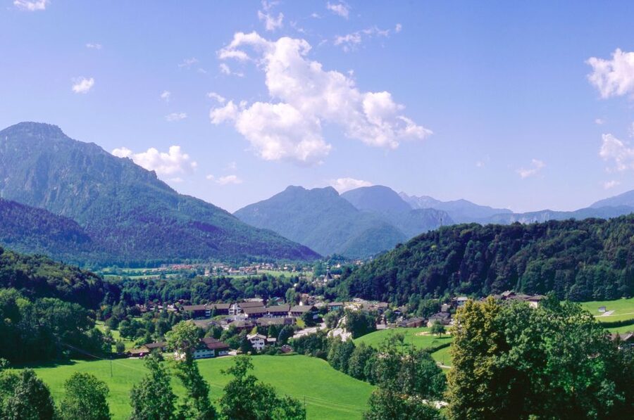 From Vienna: Salzburg and Alpine Lakes Full-Day Trip - Price and value: what you’re paying for at $151 per person