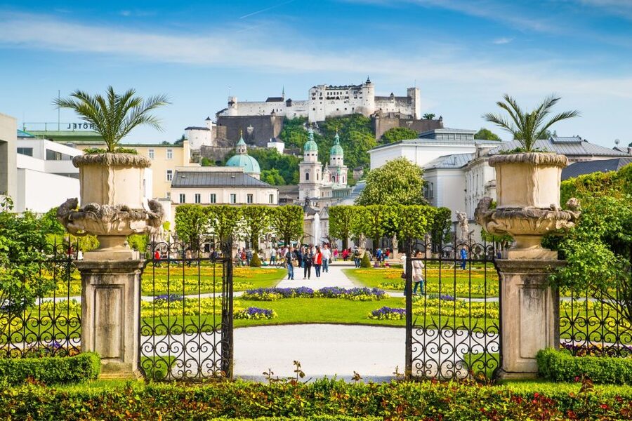 From Vienna: Salzburg Small-Group Guided Day Trip - The Salzburg Walking Tour: Old Town Sights in Fast, Clear Order