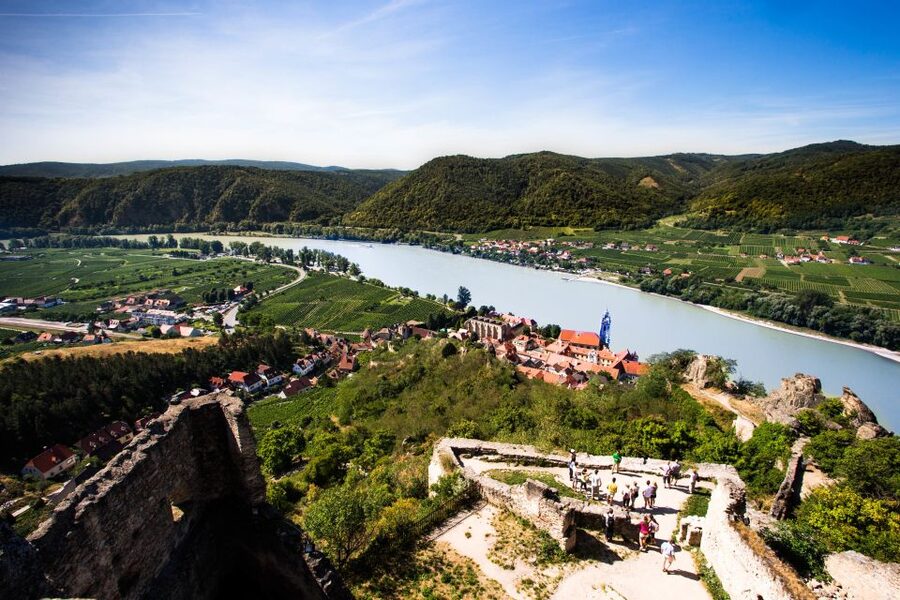 From Vienna: Wachau Valley Day Tour with Wine Tasting - How the 9-hour schedule really feels when you’re not trying to sprint