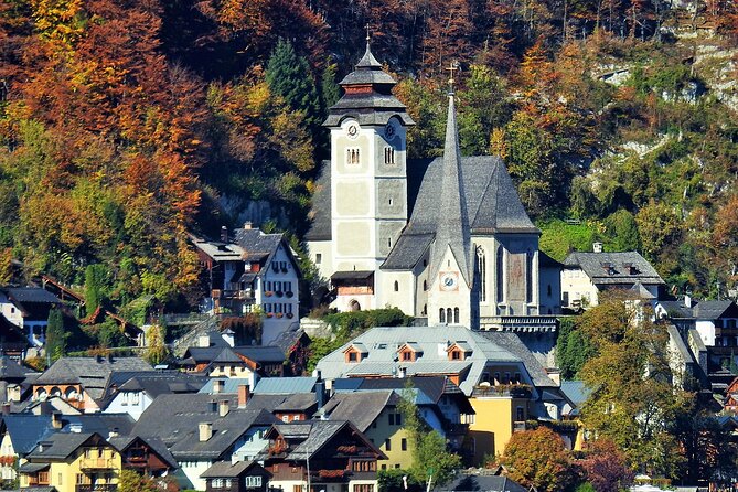Full Day UNESCO Hallstatt, Austrian Lakes and Mountains Tour - St Gilgen: Sound of Music Views Over the Water