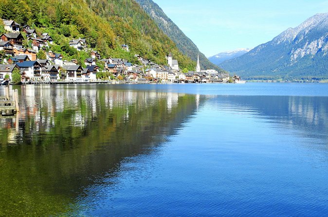 Full Day UNESCO Hallstatt, Austrian Lakes and Mountains Tour - Sankt Wolfgang: Lake Wolfgang and a Quick Village View