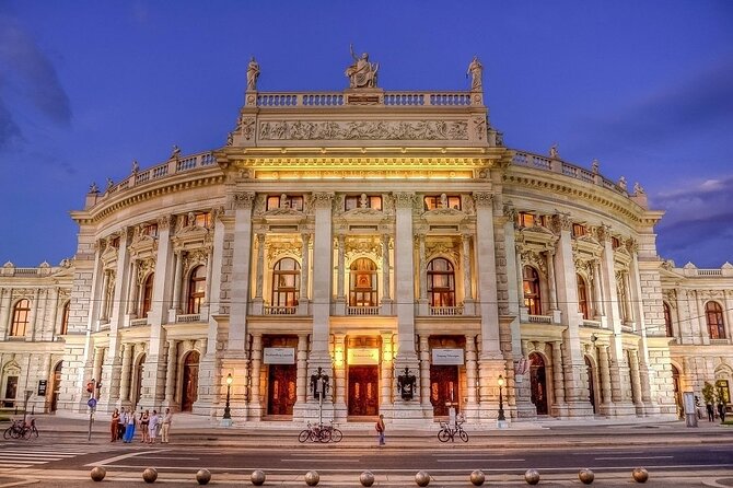 Fun & mobile scavenger hunt through Vienna - A 2.5-Hour Vienna Game You Control on Your Phone