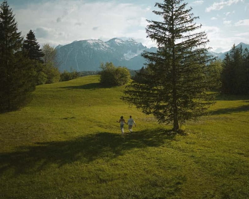 Füssen & Schwangau: Private Photoshoot Couples, Solo & Group - A cinematic private photoshoot in Füssen and Schwangau