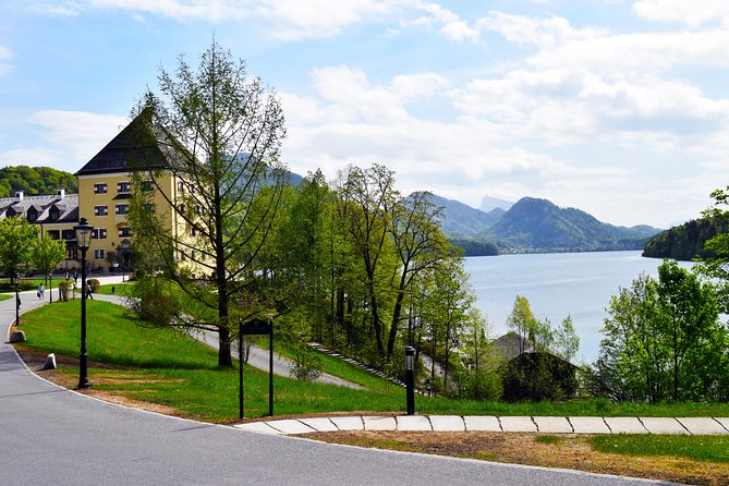 Hallstatt from Salzburg - 6-hour private Tour - The Fuschlsee start: Rosewood Schloss Fuschl and the best early photo angles