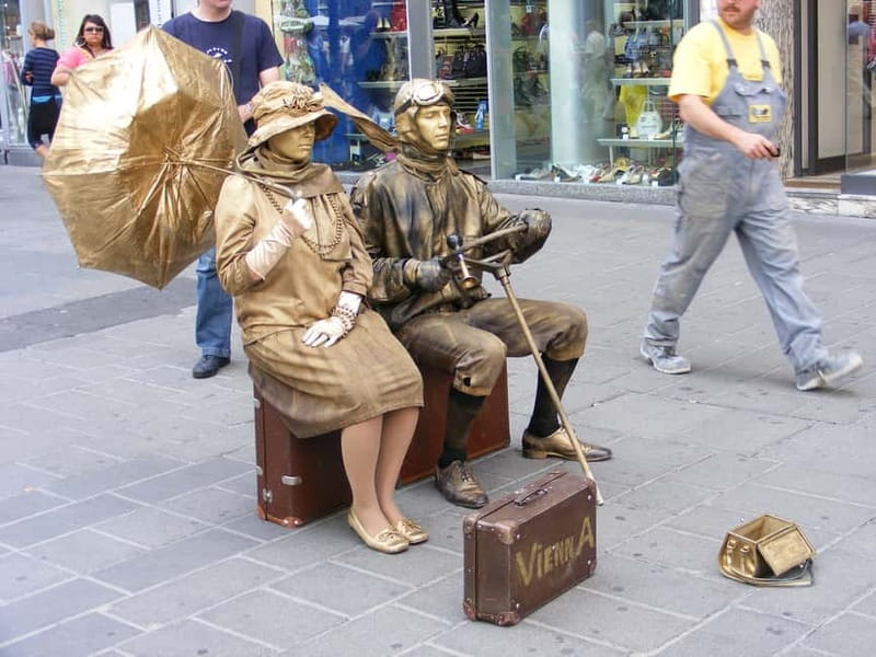 Imperial Vienna: Full-Day Tour from Budapest - Leaving Budapest and Rolling into Vienna via the Ringstrasse