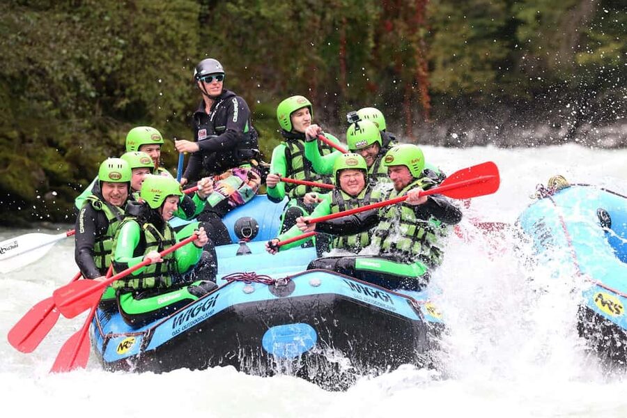 Imst: Rafting the Imster Gorge - Gear Up With Super-Warm Neoprene And Real Safety Basics